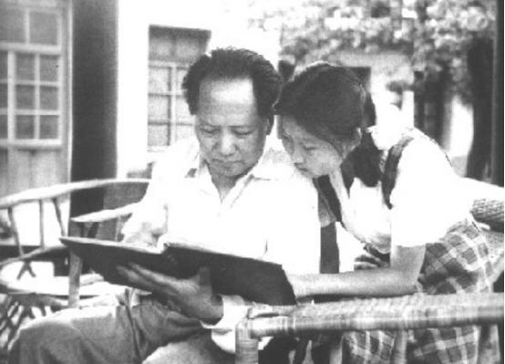 时隔22年，贺子珍秘见毛泽东谈话一小时，回家没多久她就病倒了［1959年7月2