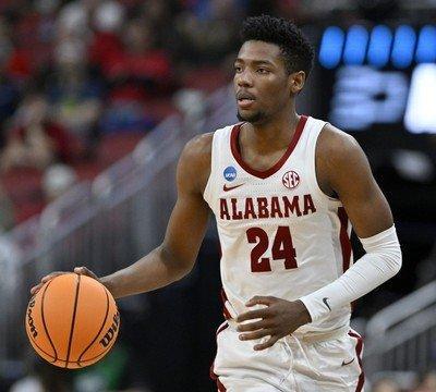 米勒：手腕已经恢复了九成上赛季只能看别人打球很煎熬NBA的年轻球星们正在掀起