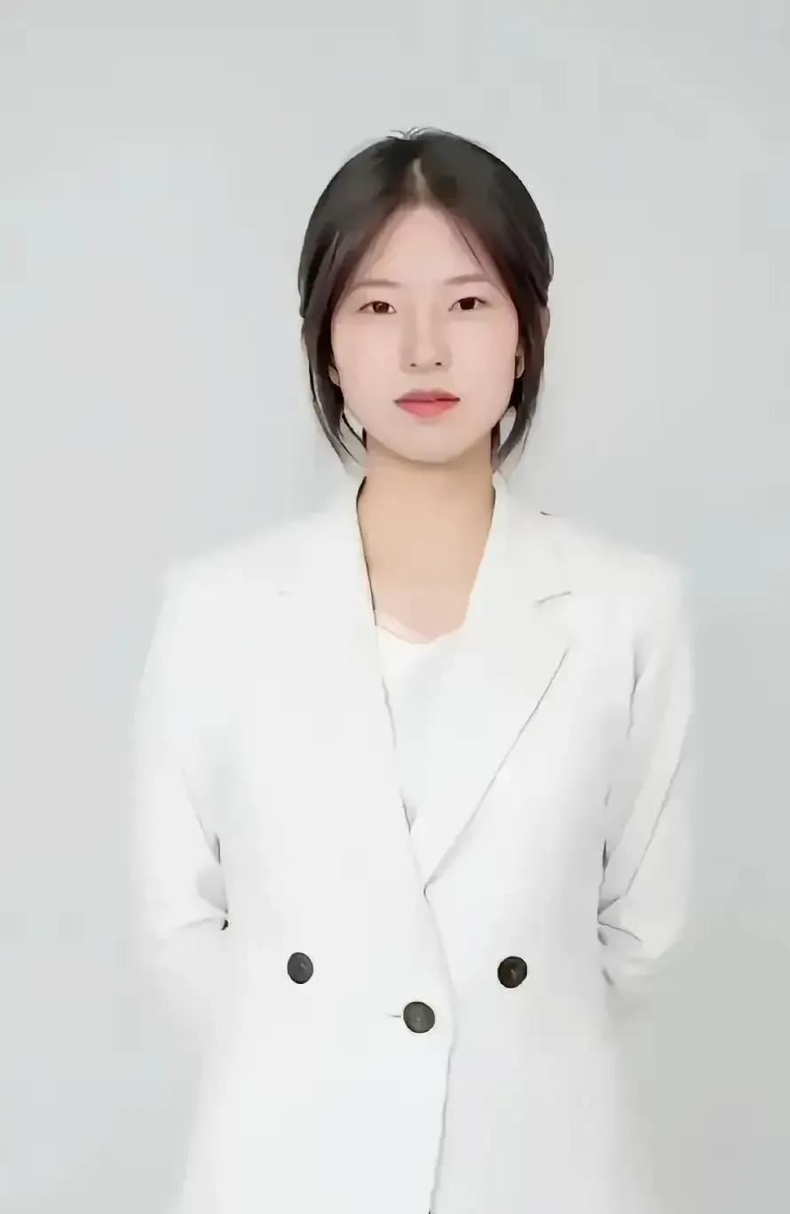 涟水中专的姜萍全力备战高考望数学拿高分去年传的沸沸扬扬的阿里达摩院数学竞赛作