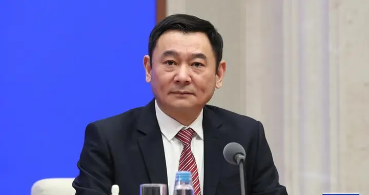 国铁集团回应“抢票神器诱导加价”: 未与任何第三方平台合作