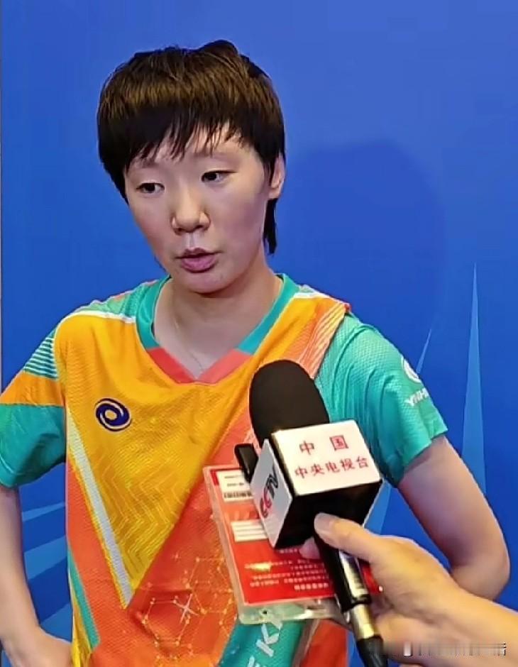 王曼昱4：3赢下范思琦后说回去必须好好总结一下。而且要总结的东西很多。王曼昱