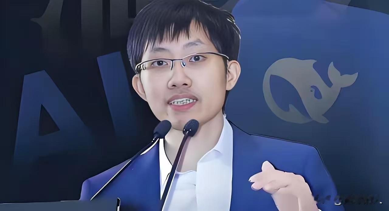 不敢想象几个月前美国发给梁文峰的那封学术会议邀请函，现在回过味来，还是让人直冒