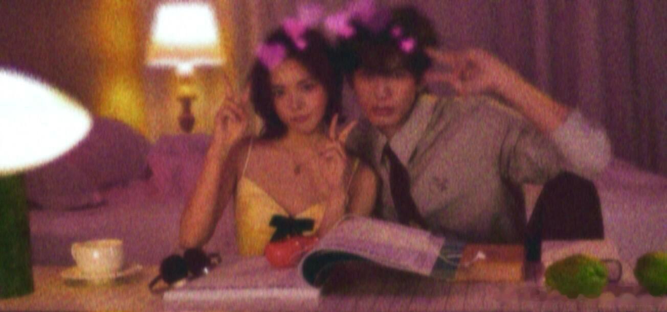 宋威龙赵今麦合照上新➕1➕1➕1见到龙麦我们要大声🔉的喊出什么👂龙麦