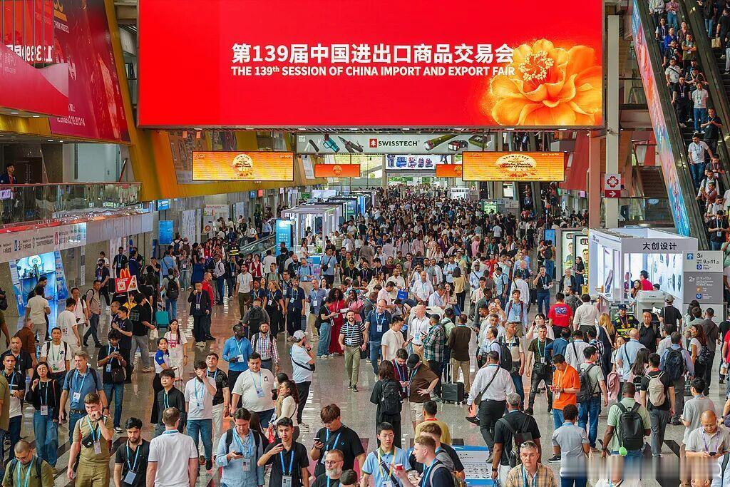最近一位德国老哥在X上发长文，分享了他三次中国行之后的“信仰崩塌”。他本以为自己