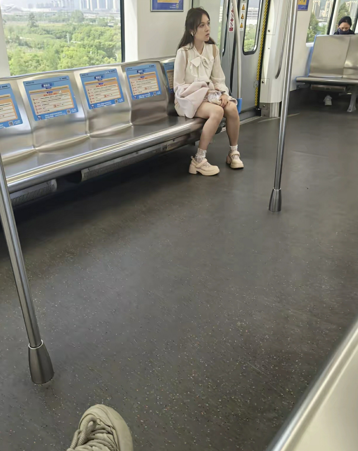 我这鞋子不错吧！