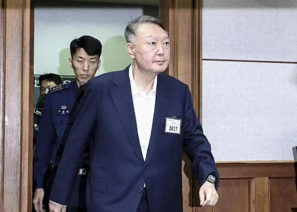 万万没想到，李在明打算要把尹锡悦“焊死”在牢狱之中！尹锡悦真的要把牢底坐穿吗？事