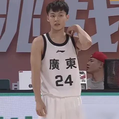 替补双星合砍56分！广东男篮23分大胜江苏，赢球秘诀不只是得分
