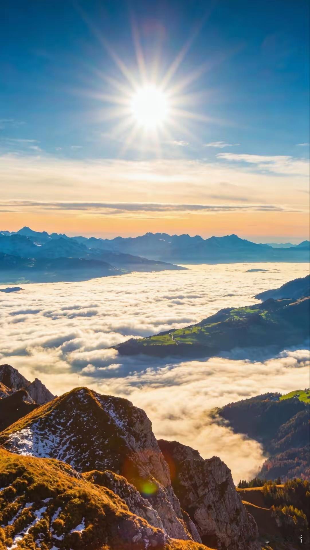 未来十年，一定要看清的事：1、钱一定要尽量多存。只有存款多，安全感才有，睡觉