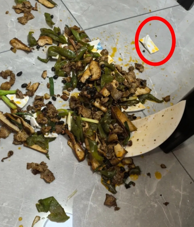 男朋友今天过激的行为让我彻底想放弃结婚的念头，5月1号订婚，计划国庆结婚，但是昨