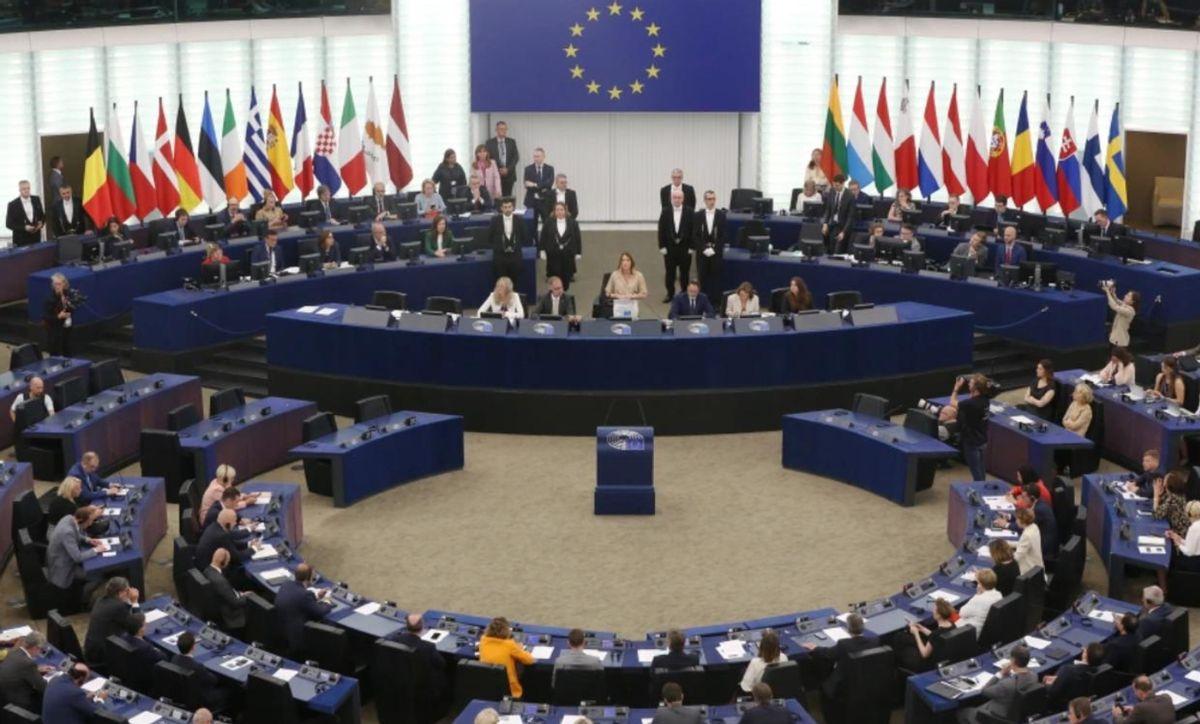 欧洲的忍耐到了极限，慕尼黑第一次意识到，美国只对中方让过步一年一度的慕尼黑安