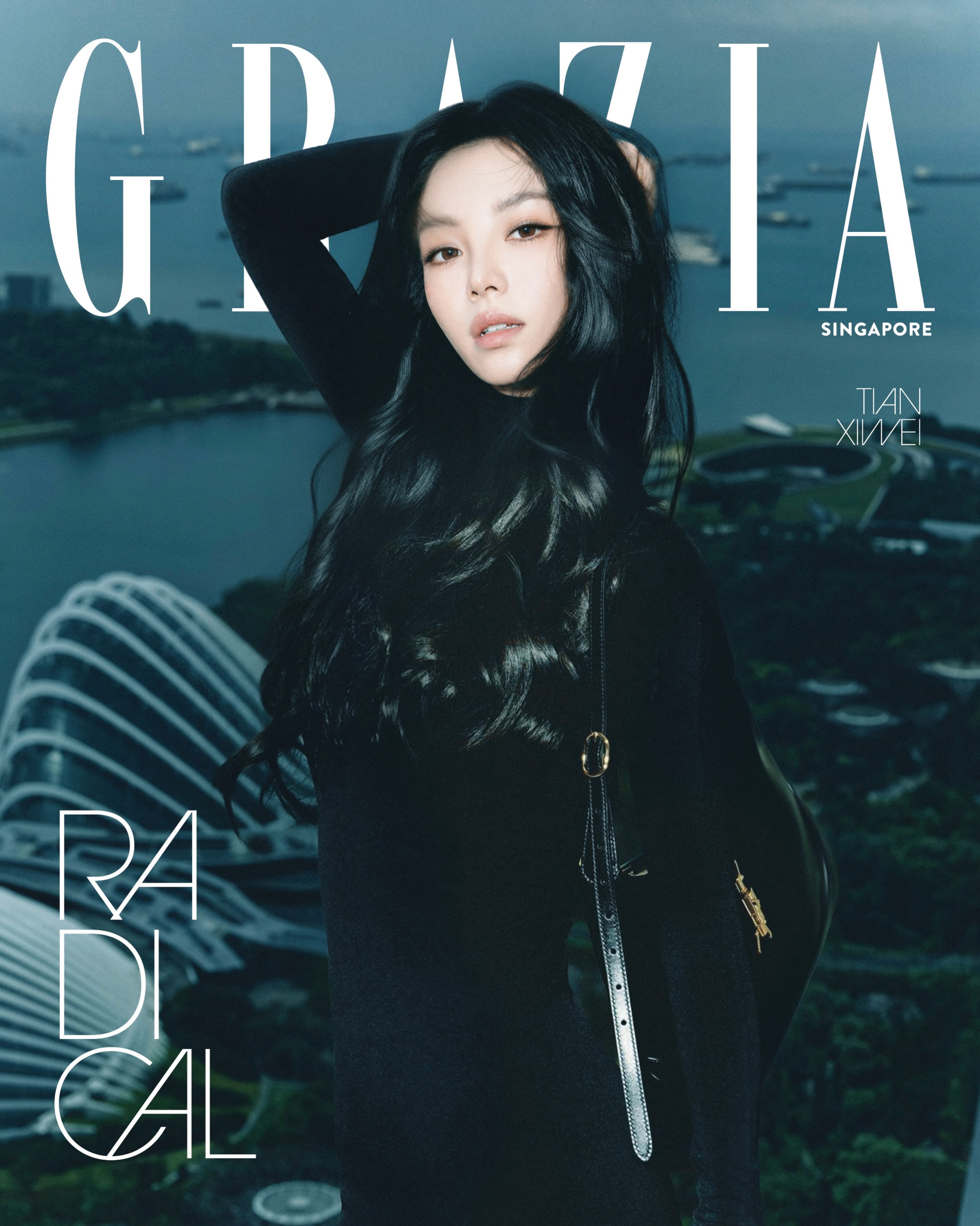 田曦薇亮相GARZIA九月刊，同步发行新加坡与马来西亚双版本封面——海外刊物迎来