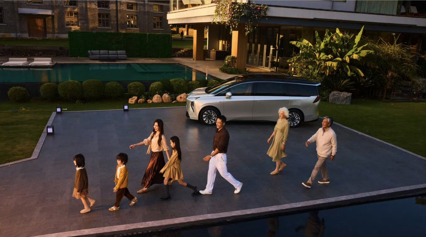 别克至境世家车长5260mm，轴距3160mm。豪华家用定位，与别克世纪类似。配