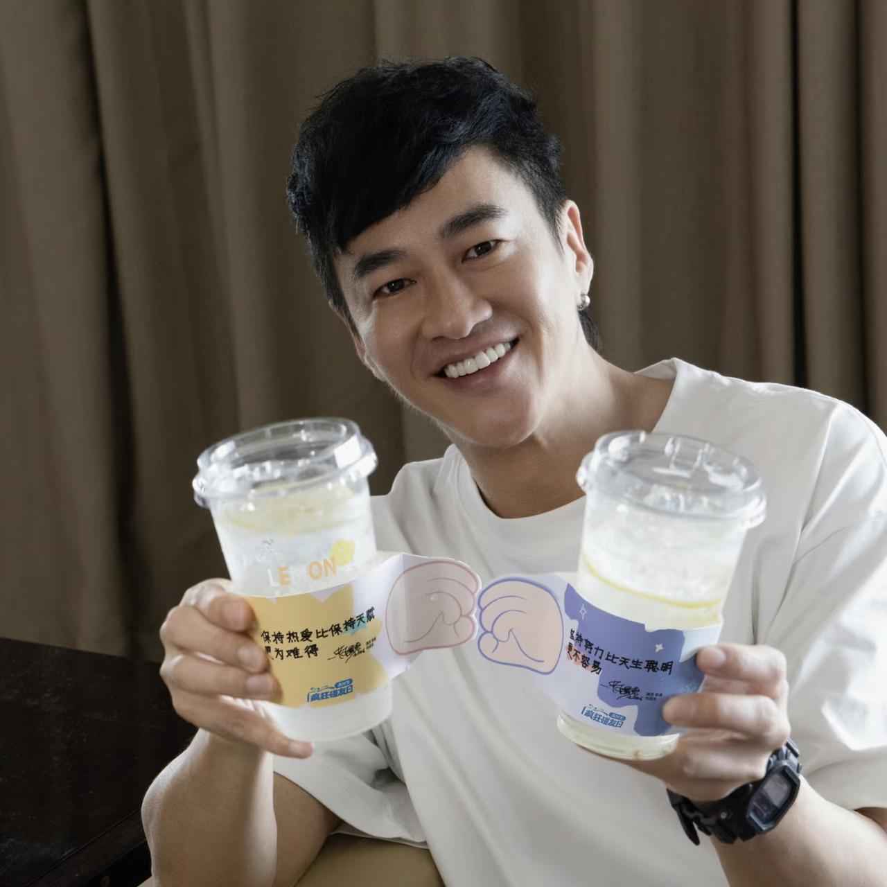 谁能想到，2026年商务最爆的男人，竟然是何润东，半个月狂砍6个代言，支