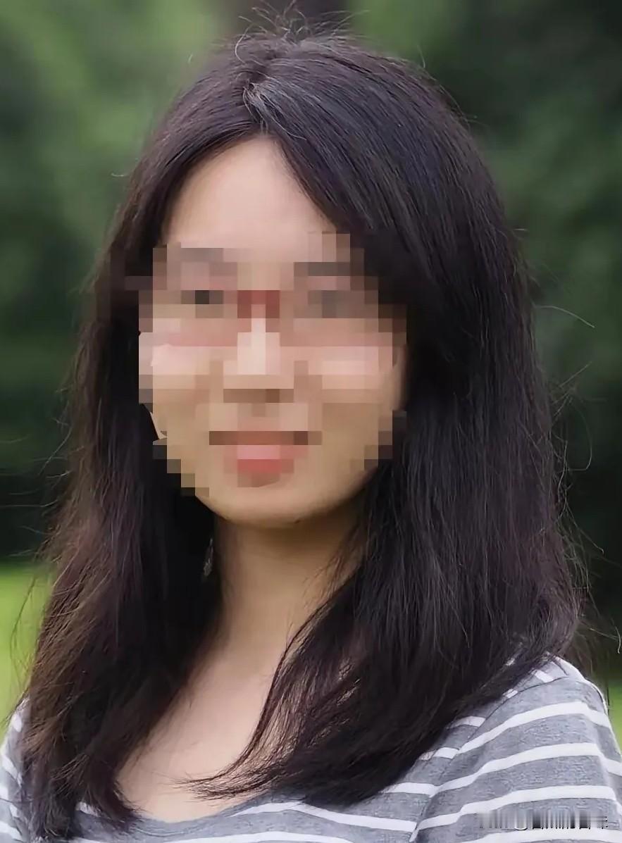 29岁，博士，女教授——这三个词放在一起，本身就足够让人感到意外。曾梦琪，1