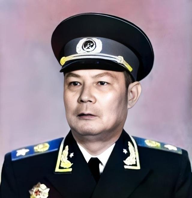 1986年10月22日，叶剑英去世，他的多位遗孀将受邀参加追悼会，排序成为了最大