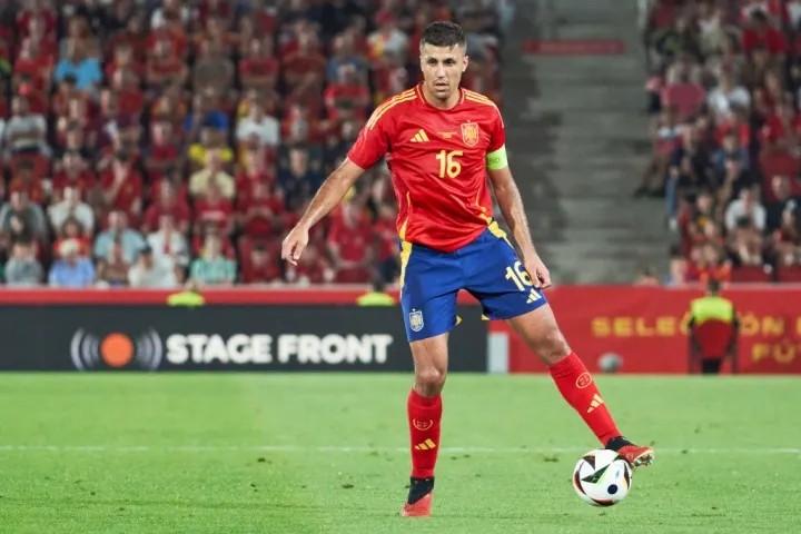 一个17岁的亚马尔，一个18岁的恩德里克，十年后西甲双雄对决，前提是不要<em>伤仲永</em>要