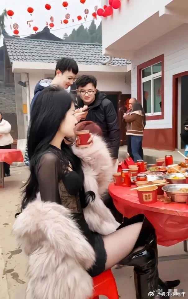 这样的女生，一般人不敢娶吧​​​