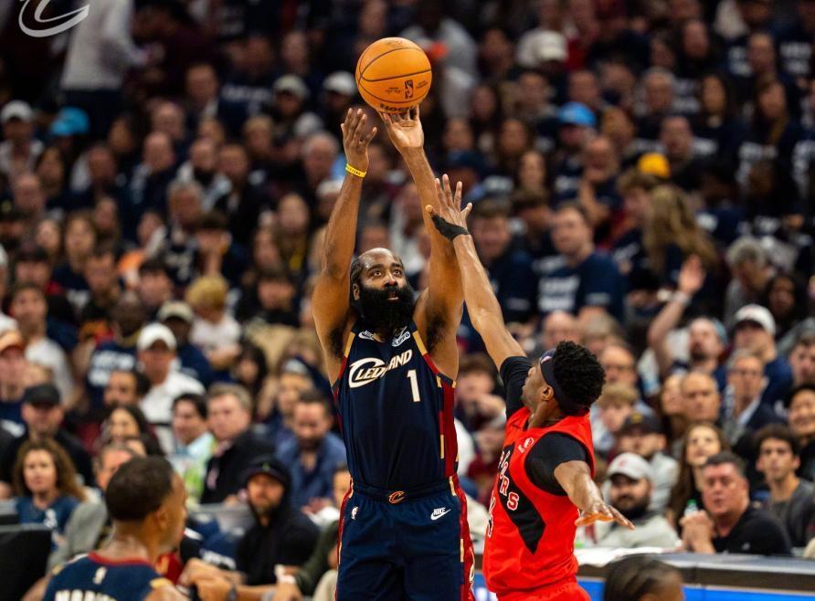 随着骑士126:113轻取猛龙，可能引发这三大蝴蝶效应！1.通过首轮G1来看，