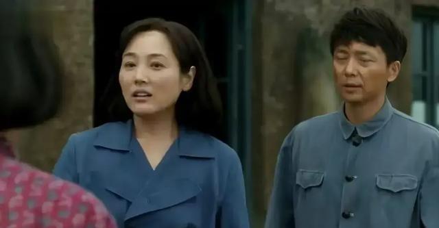 2005年，张延发现自己怀孕。她给老公张锦程打电话报喜，但张锦程却态度冷淡：“我