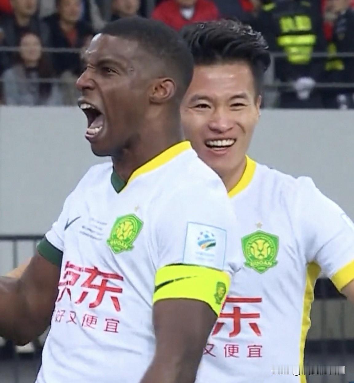 荷兰俱乐部战术出现重大失误，他们是自己输给了自己。赛前大家都会觉得河南俱乐部