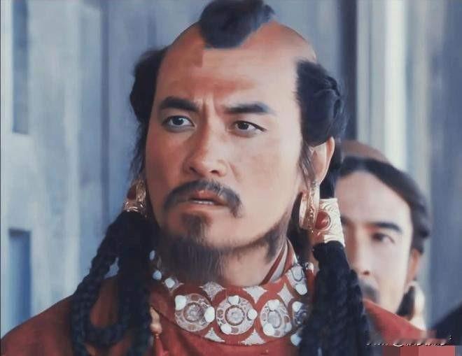 看了很多穿越小说，例如晚明，覆汉，绍宋，明末一边军，崇祯十五年等。那些小说写的很