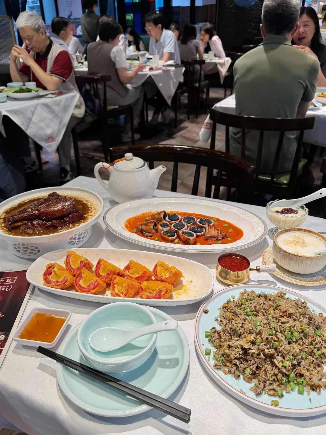 感觉是珠江新城最旺的一家。。。