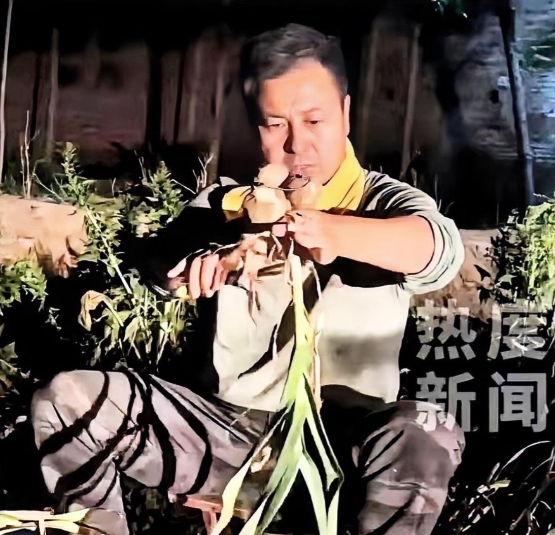 真是重情重义的好男人！山东菏泽，张先生的妻子在2018年因病走了。走之前，她躺在