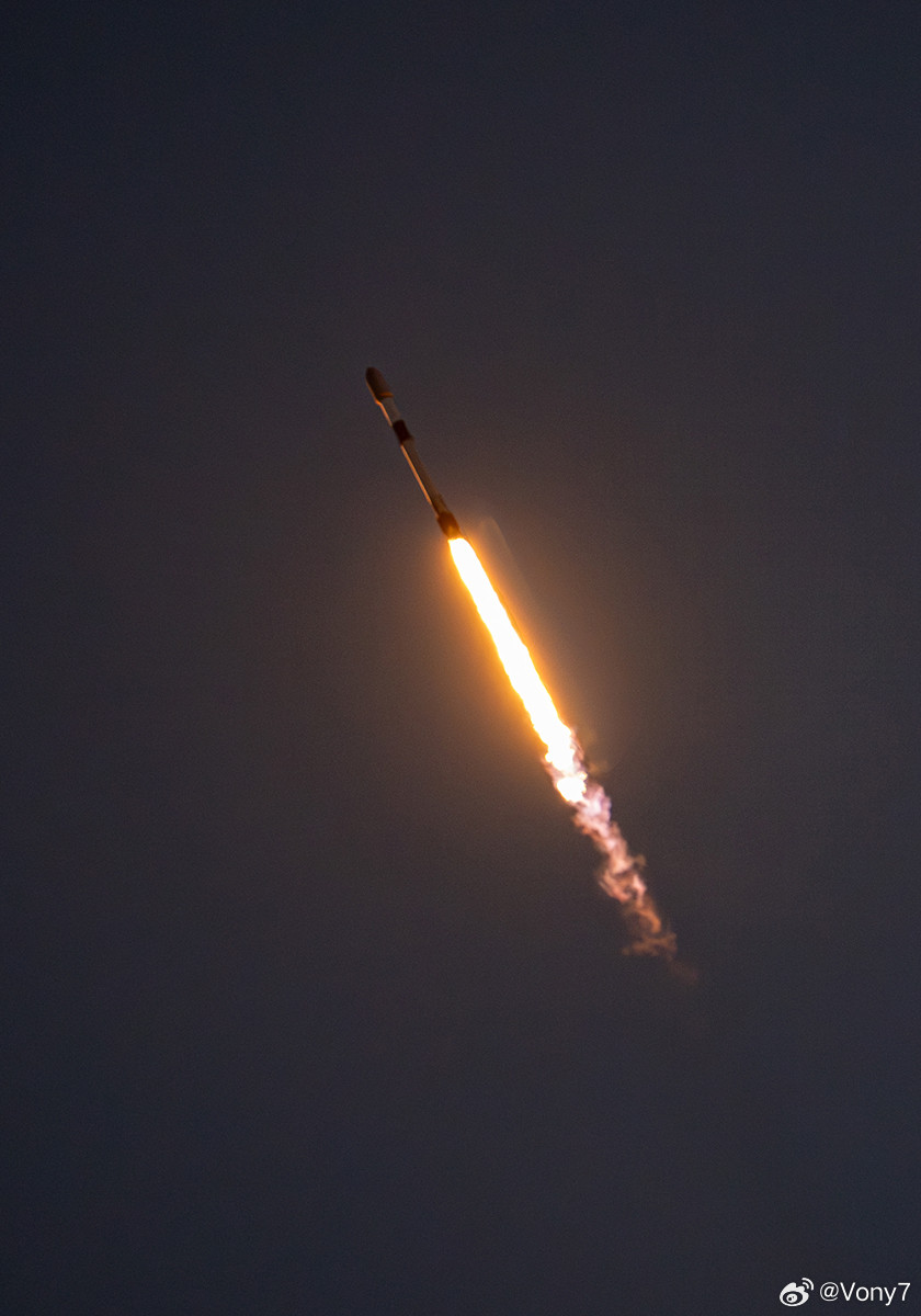 北京时间2026年8月1日11时8分，SpaceX从范登堡太空军基地SLC-4E