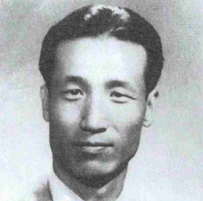 他不是将军，不是部长，也不是革命烈士名录上的人。他的名字甚至被子女质疑了几十年，