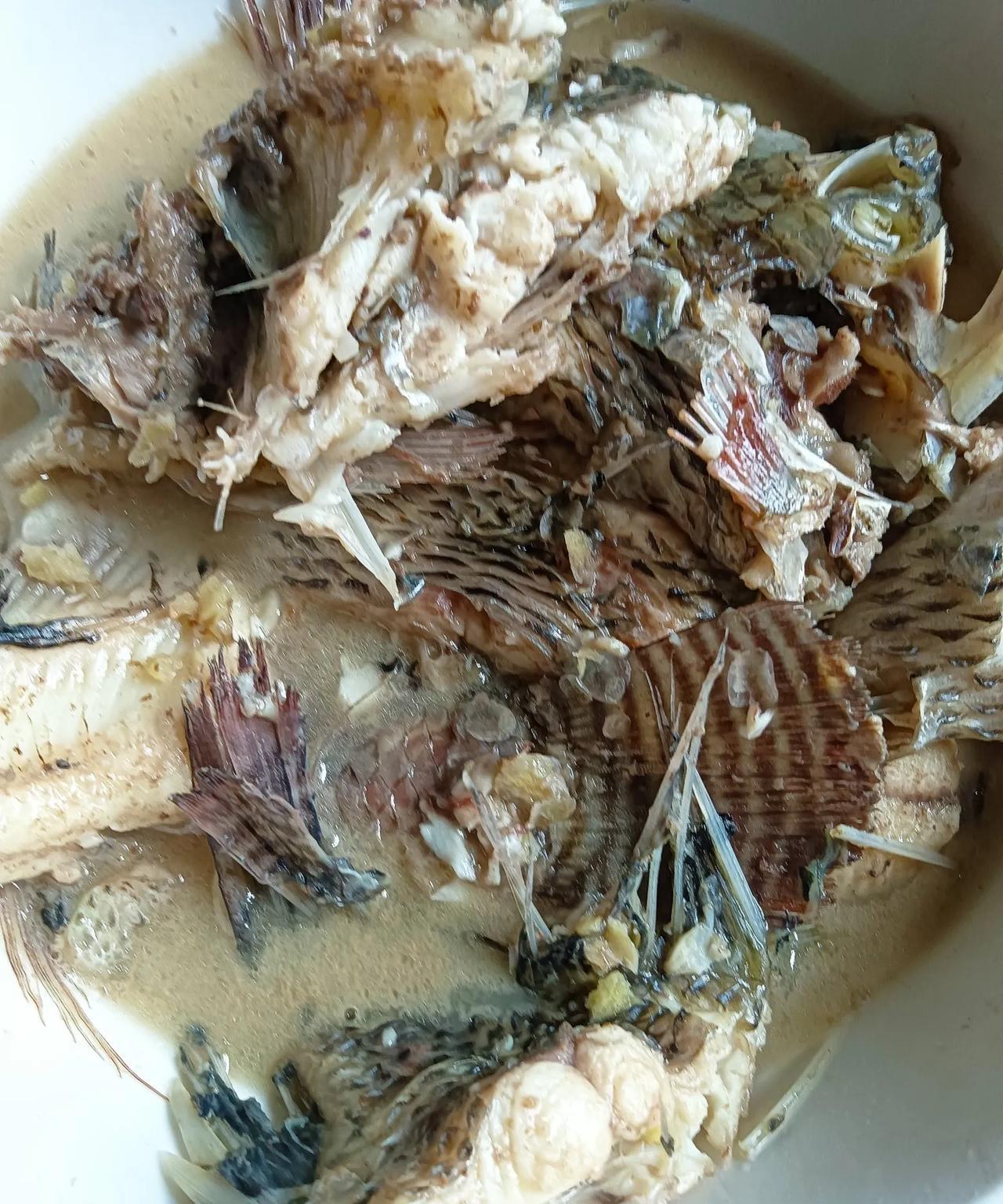 小区里有个阿姨跟我婆婆相处得很好，今天她来我家，说她外孙9月份要上小学了，她女儿
