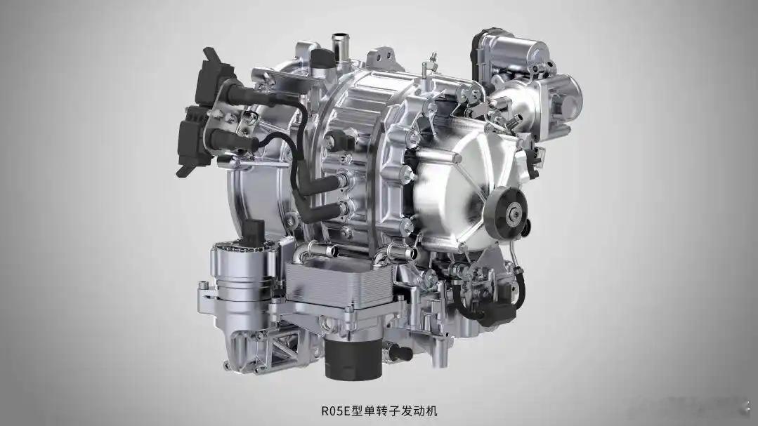 东安动力首台转子发动机R05E点火成功讲重点：1.就是目前国内汽车增程器的大