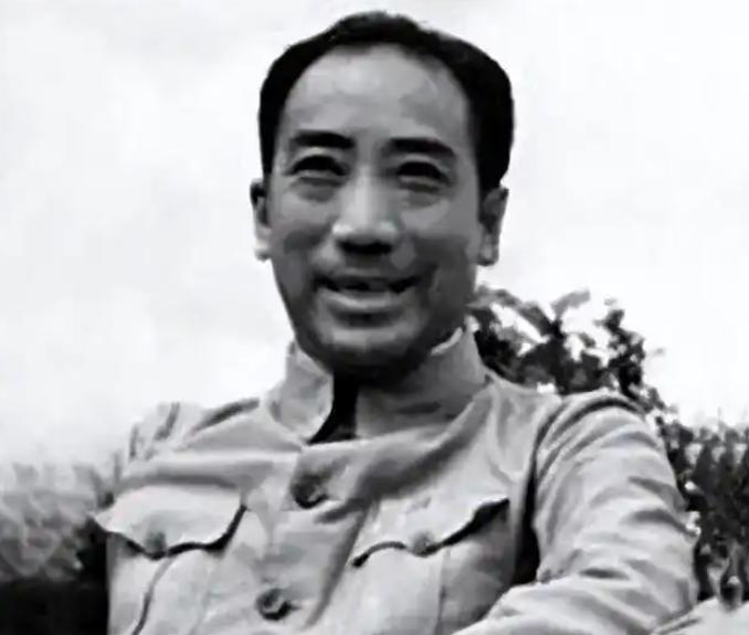水蛭桶凭什么能让嘴硬的女特务招供？戴笠的攻心计，比刑具厉害多了一个连老虎凳都不