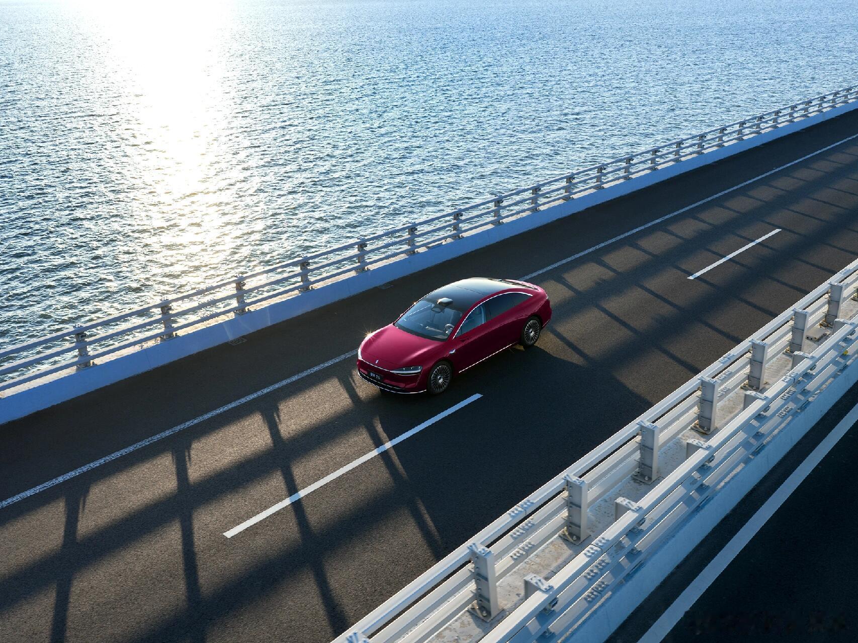 工业之美璀璨而有力量号称“小尊界”！！！至美外观，豪华内饰，旗舰9系新品享界S