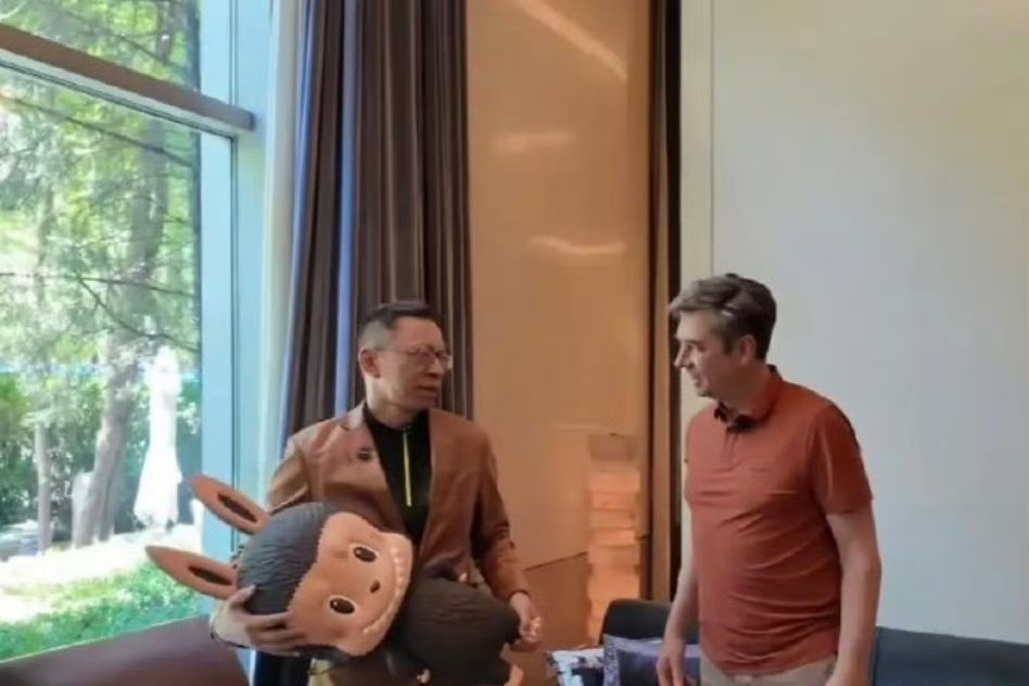 张朝阳后悔送回绝版Labubu这事我琢磨好几天了，为什么labubu火成这样，张