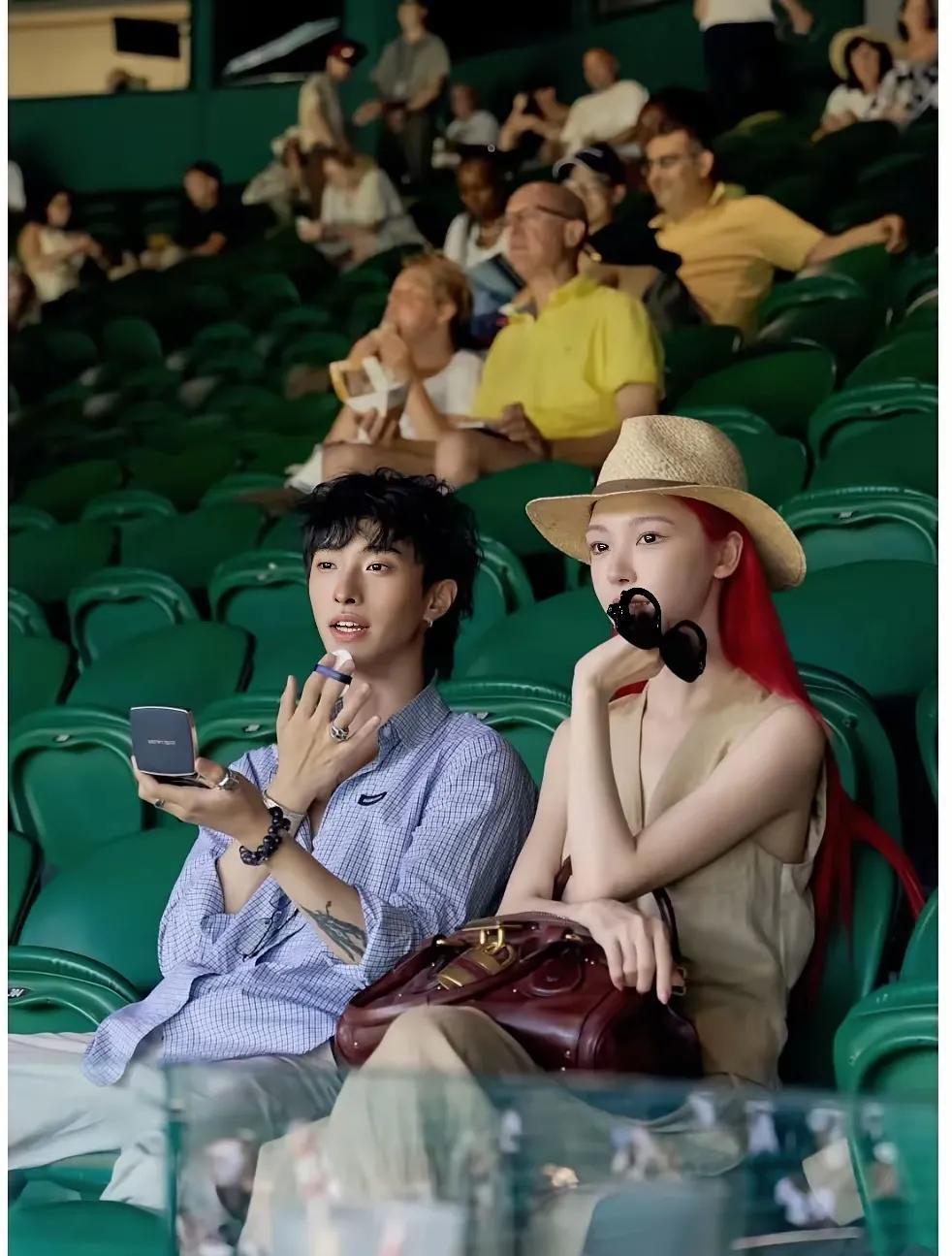真没想到伊能静的恩利这么优秀看到恩利现场补妆的照片我默默做了一个决定，不是要