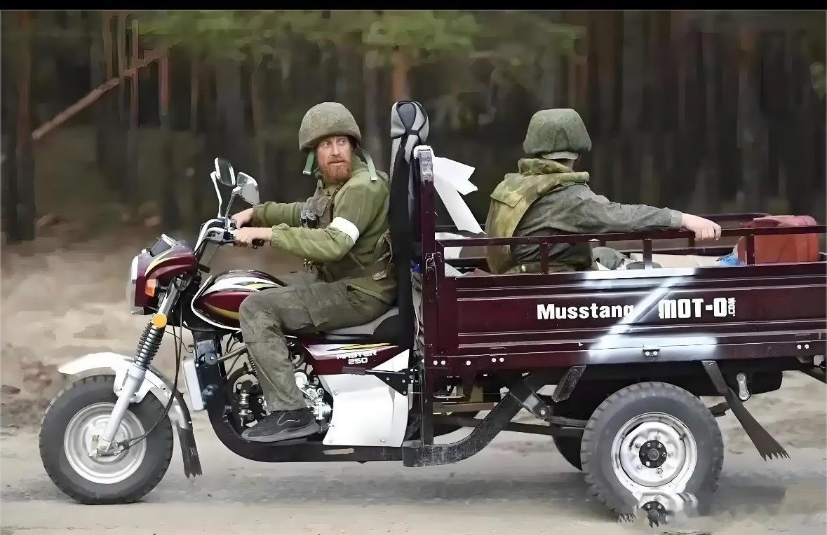 俄罗斯的谎言比他们的进攻速度都跑得快，而且他们插旗速度非常专业…..