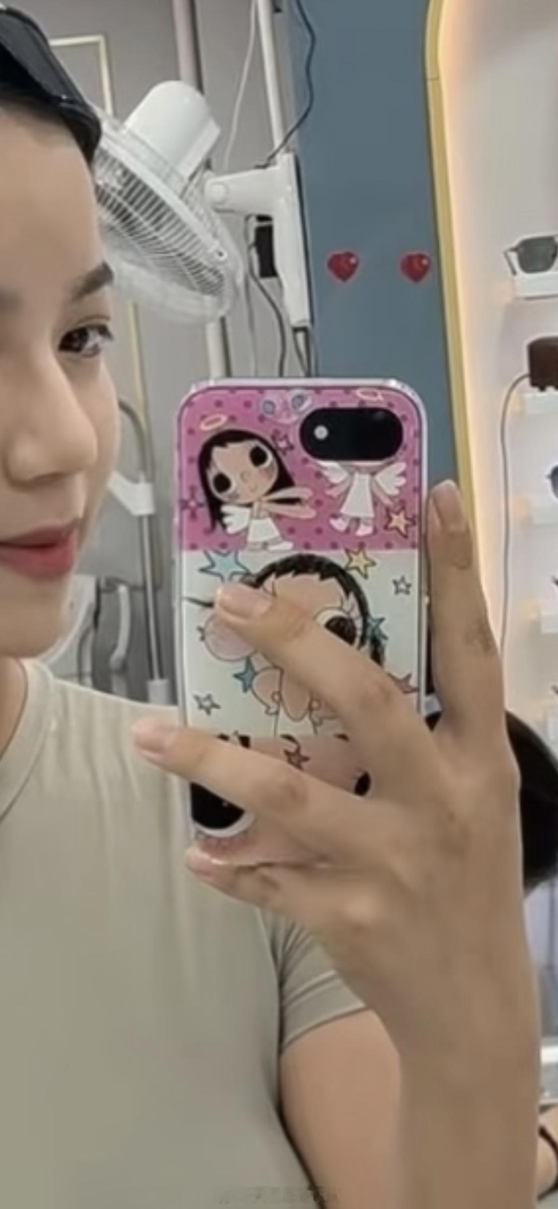 还是以前的home键iPhone有意思！​​​