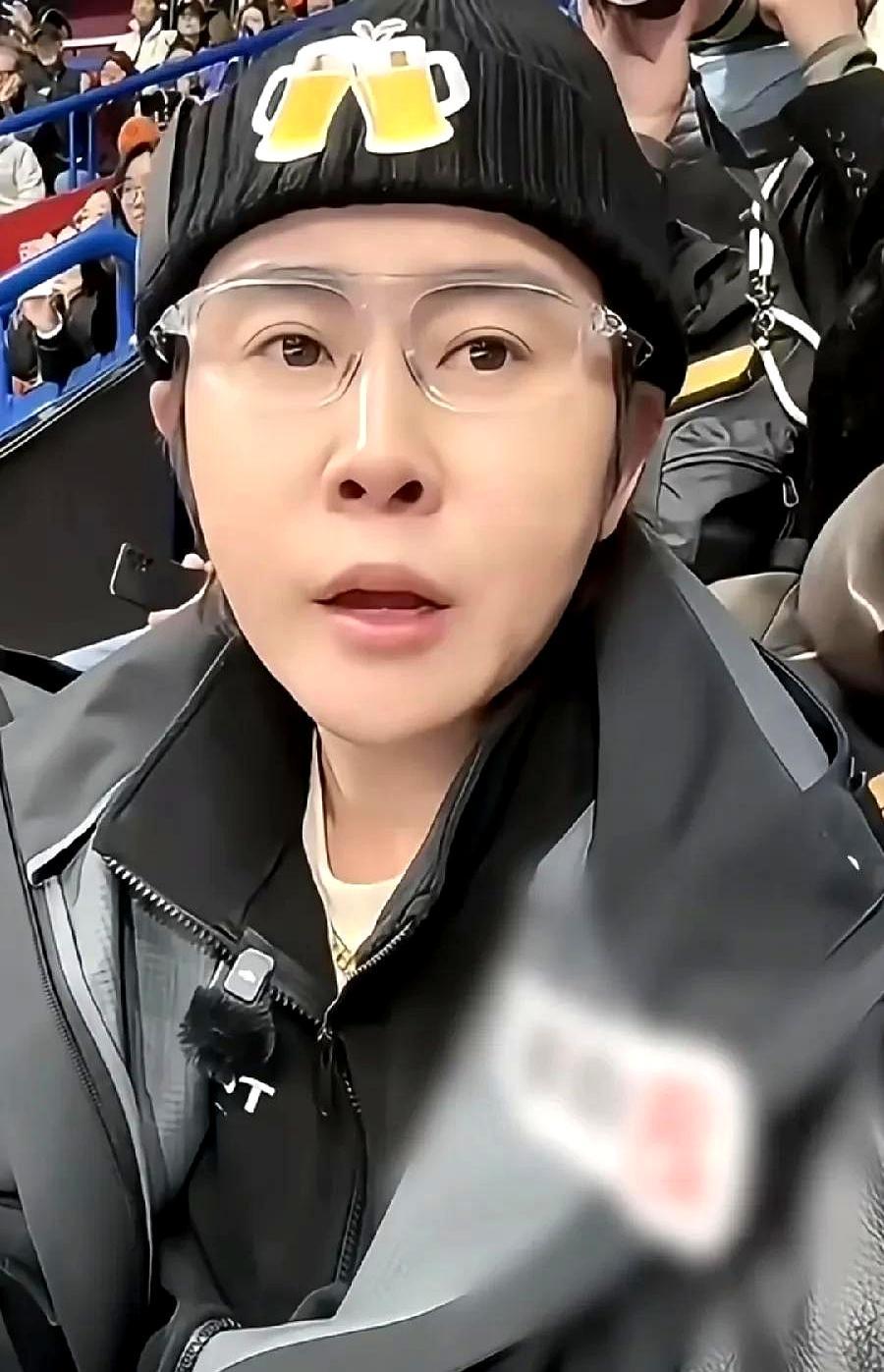 王濛带着哭腔放话：签生死状，我复出也给你拿块金牌。9个项目只拿1块银牌，她