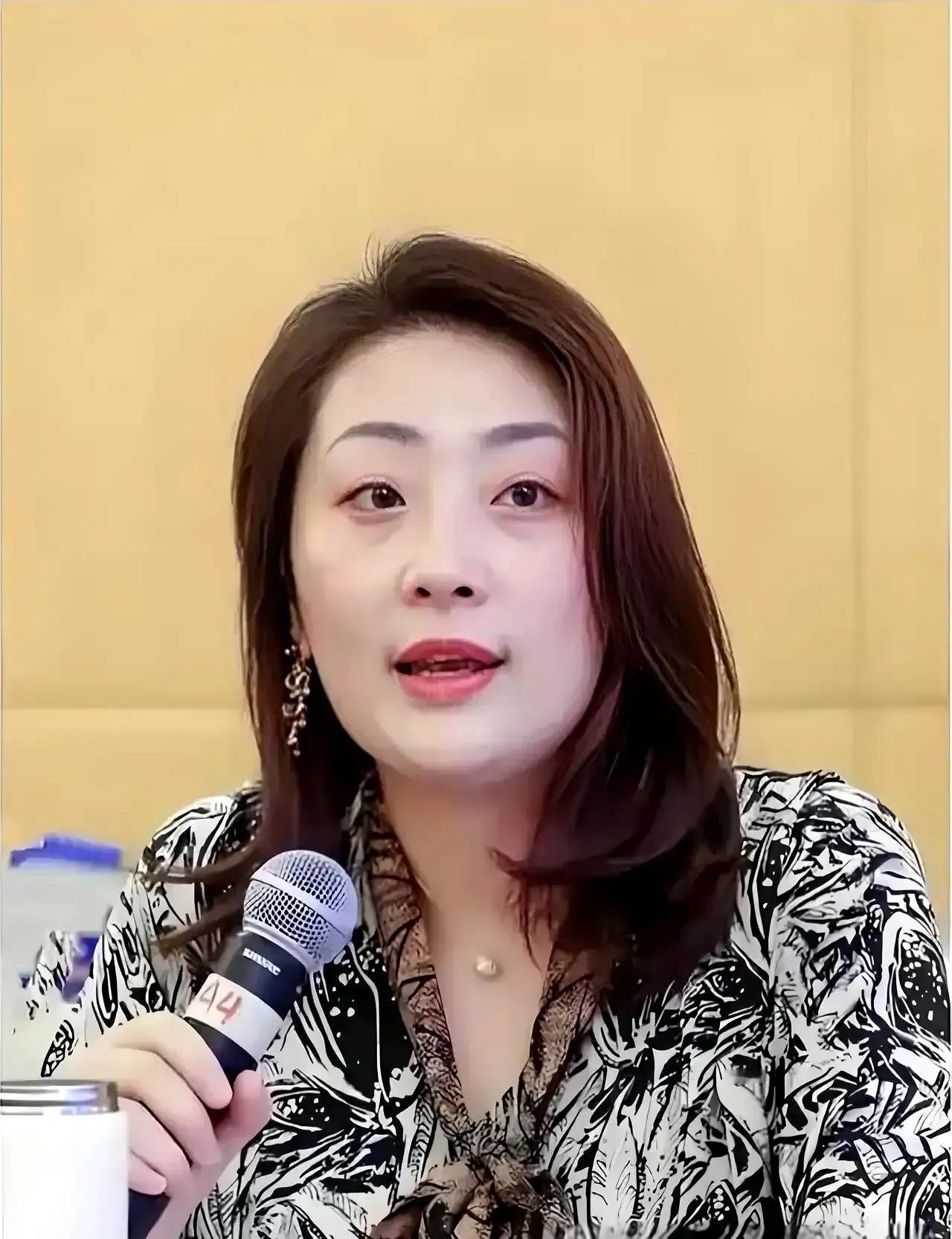 不出意外，意外果然还是发生了！宗馥莉的“娃小宗”刚冒头就凉了，从出生到剧