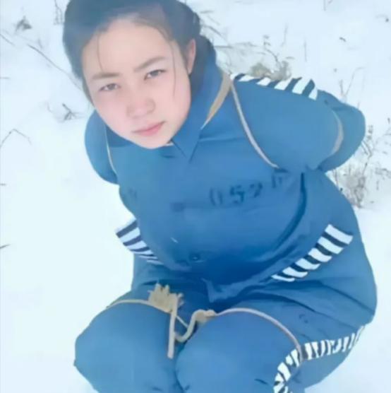 1991年，19岁花季少女吴晓莉被押往刑场。然而在被枪决前，吴晓莉突然向警察提出