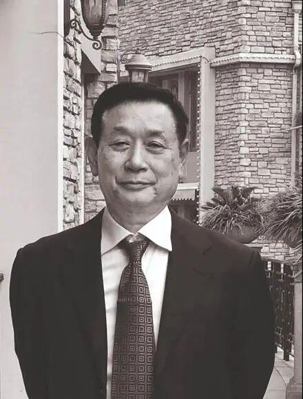 原江苏联通总经理陈元虎揭秘！他居然与北京“天上人间”夜总会原老板覃辉关系密切。