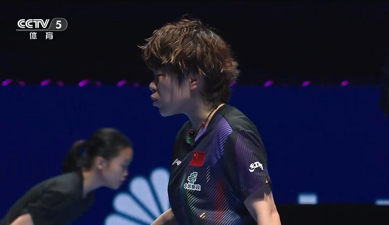 祝贺大迪！4-1把张本美和扫除出局！但除了结果以外，我还是得说，今晚这两人是要笑