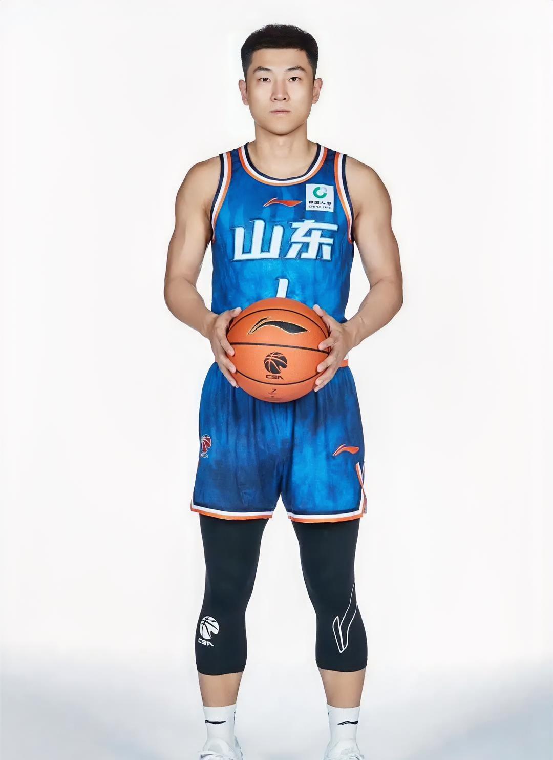 邱彪被驱逐，山东107-94轻取同曦，这三位球员是赢球功臣！1. 高诗岩，逆境