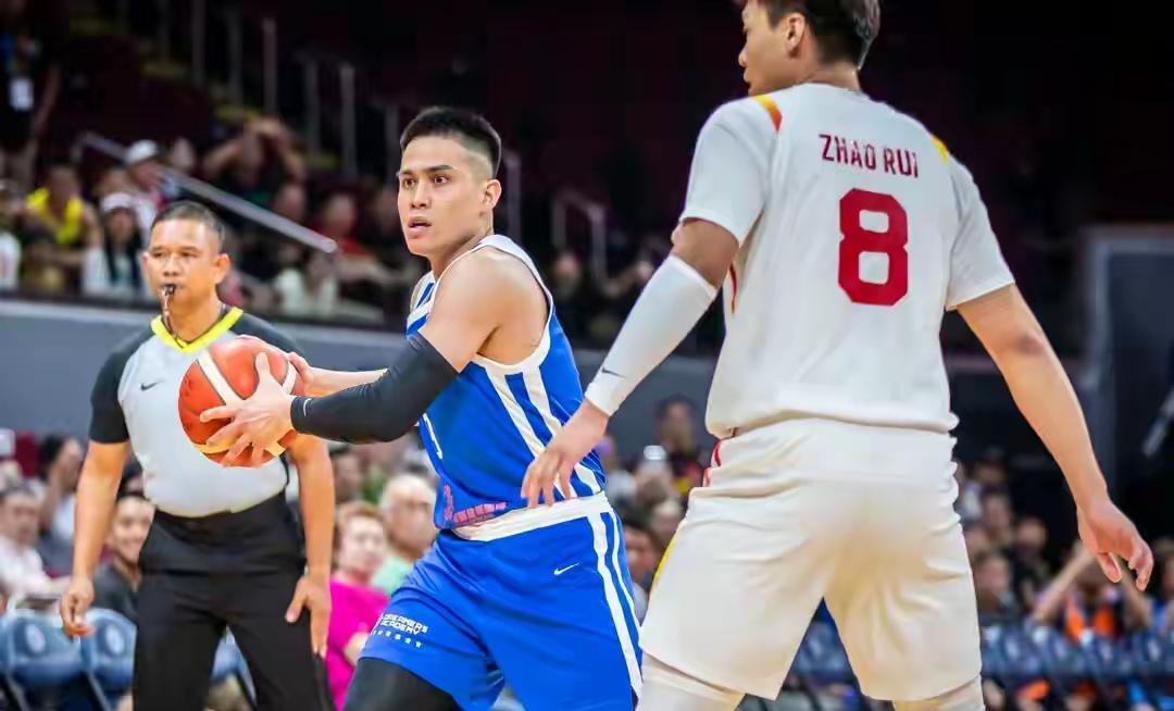 铁手赵睿差点葬送全队努力，世预赛中国男篮100：93力克中国台北，全队12名出场