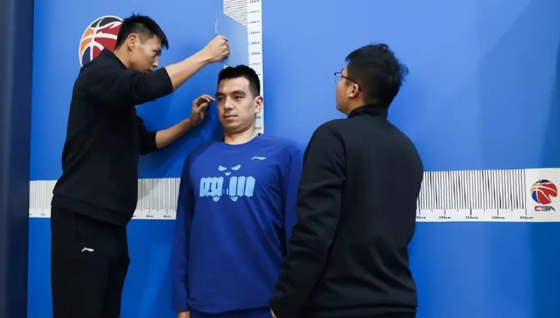 四川男篮体测完成，最近有中信集团收购消息，这是一个非常积极的信号。四川男篮可以