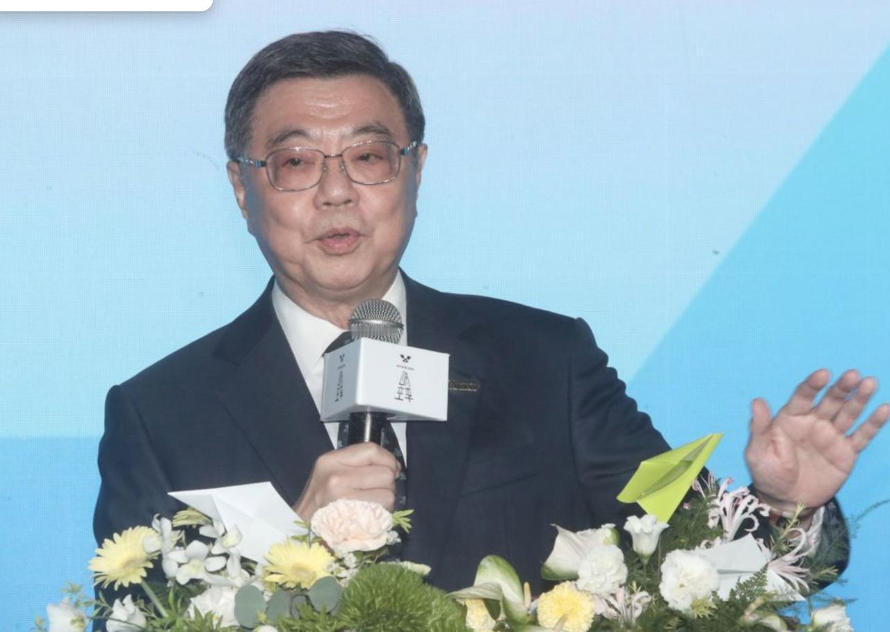 卓荣泰称删预算只能"电话救灾"！徐巧芯连环打脸：昨天能去台中辅选，今天到不了南部