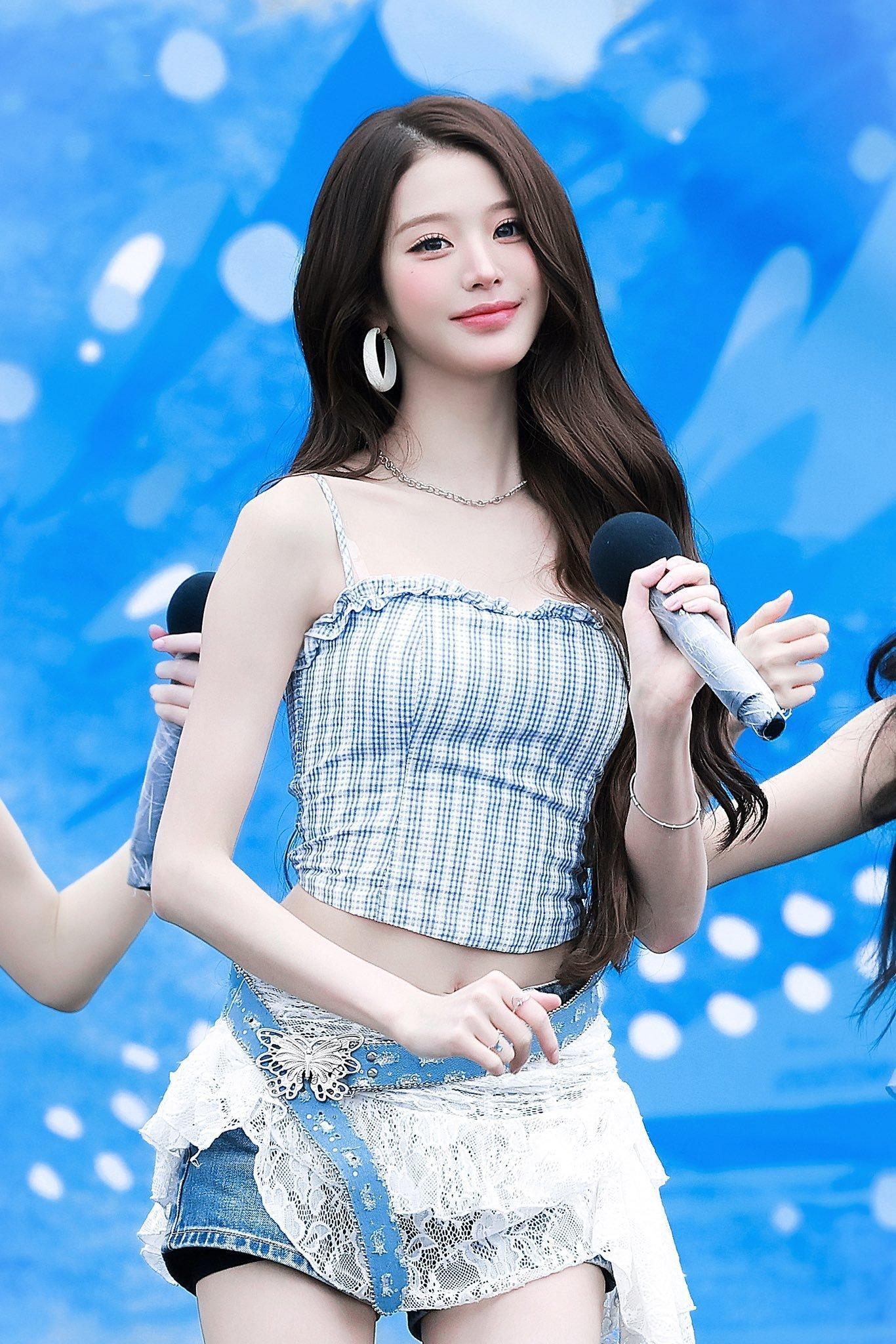 夏日清爽女神张元英💙🐬