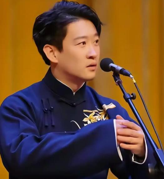 天津著名主播海会长当场炮轰曹云金:你师父出事了，你带头砸他，海会长这通火撒得解气