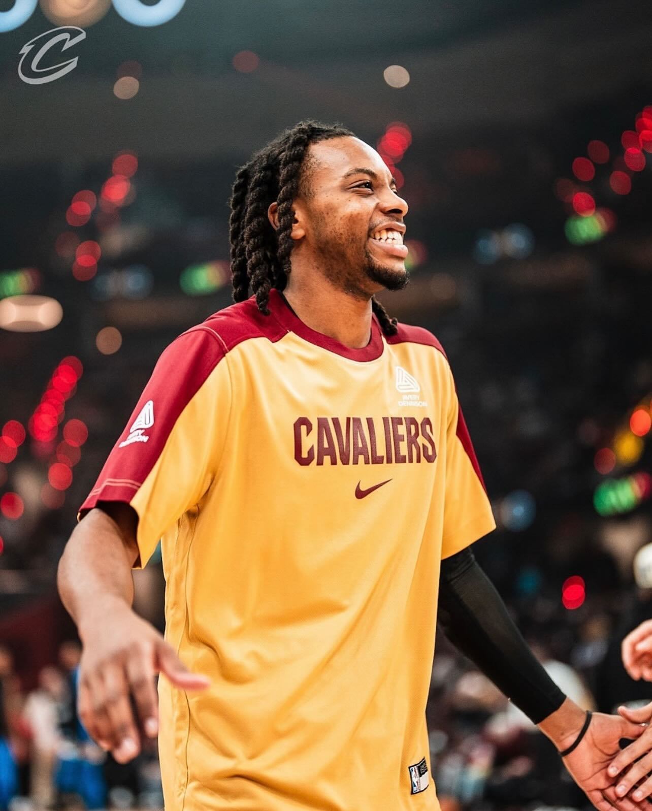 这赛季至今的加兰，快没救了……——15.5分2.9篮板6.5助攻2.8失误——命