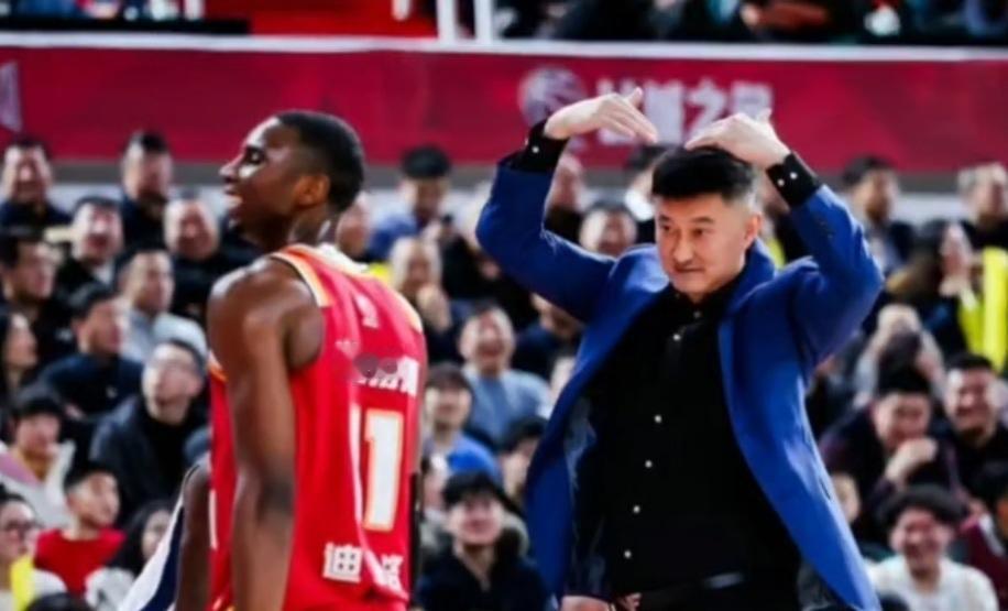 广东队又赢了！应该是七连胜了！杜峰心情大好！来聊聊广东队的新人。陈家政和王洪